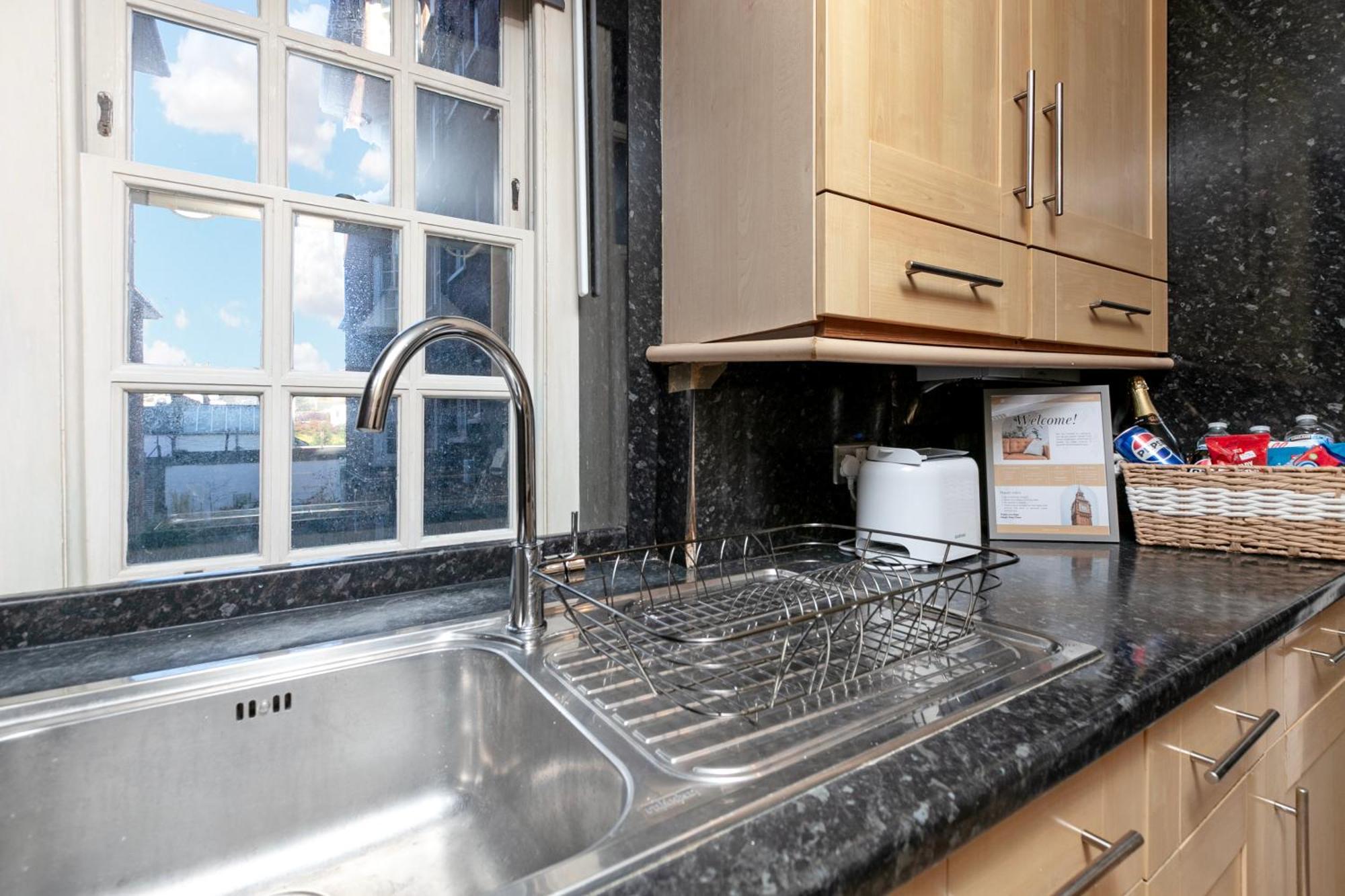 Beautiful 3 Bedroom Flat In Scott Ellis Gardens Λονδίνο Εξωτερικό φωτογραφία